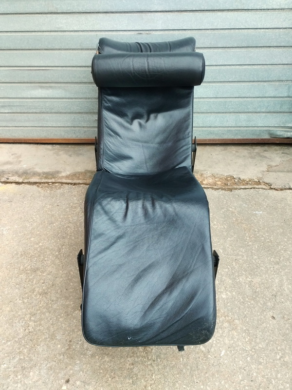 butaca sillon lecorbusier inox piel negra 74x150x47-56 1u